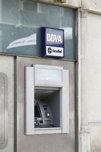 BBVA mantiene su intención de pagar un dividendo del 35% o 40% del beneficio tras adquirir CX