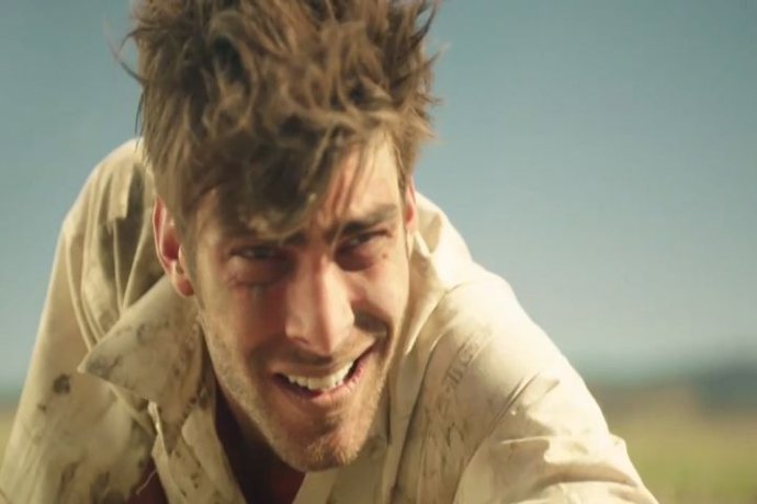 Penélope Cruz dirige a Jon Kortajarena 