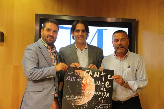 El diputado Florido; alcalde Casabermeja, Domínguez, y delegado García Peláez