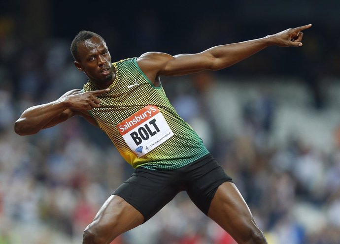 Atleta Usain Bolt tras ganar la prueba de los 100 mts planos