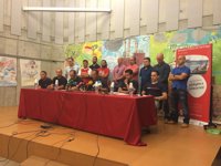 Los bomberos denuncian que la "falta de coordinación" en el operativo del Alvia persiste un año después