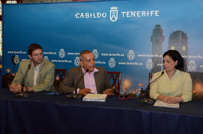 Efraín Medina en la presentación del proyecto