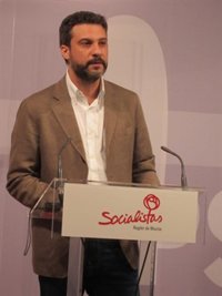 PSOE prepara texto para impedir a políticos imputados seguir en el cargo y da "bienvenida" a decisión de García Madrid
