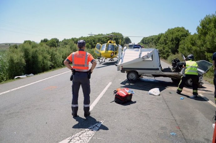 El fallecido ha sido evacuado en un helicóptero medicalizado al CHN