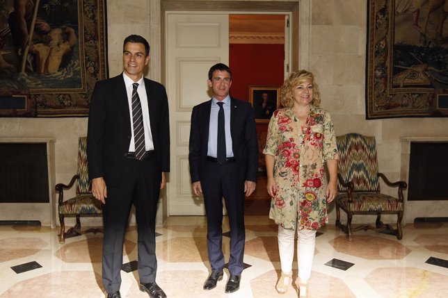 Pedro Sánchez, Manuel Valls y Elena Valenciano