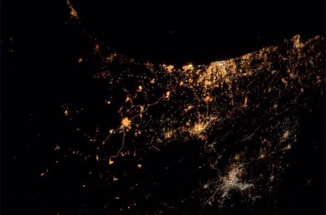 Vista del bombardeo en Gaza desde el Espacio