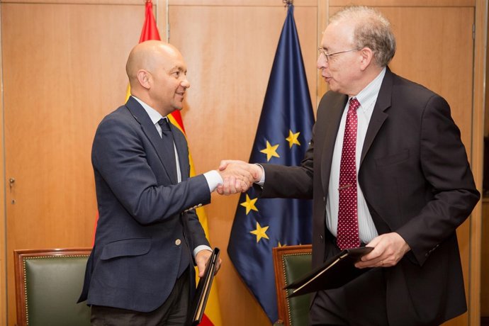 Jaime García-Legaz, secretario de Estado de Comercio, y Augusto López-Claros