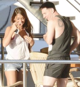 Messi, de vacaciones en Italia junto a su mujer Antonella