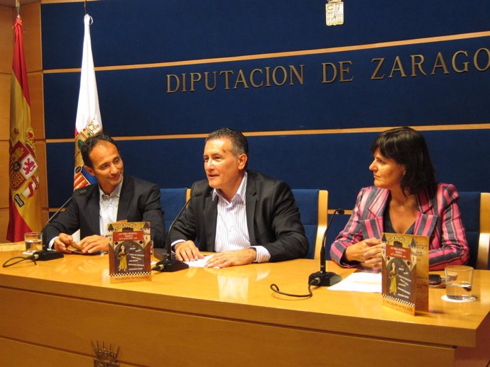 García, Ariza y Allué en la presentación de la XV Feria Medieval de Daroca