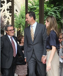 Los reyes y Àngel Ros visitan Lleida en 2011, siendo aún Príncipes