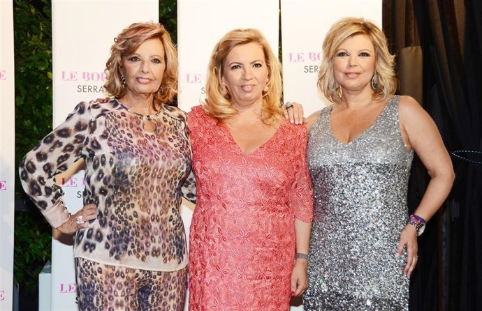 La boda de Carmen Borrego hija  Teresa Campos, empañada manifestacion club campo