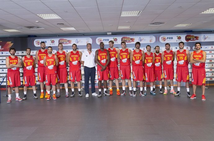 La selección española de baloncesto se presenta para el Mundial 2014