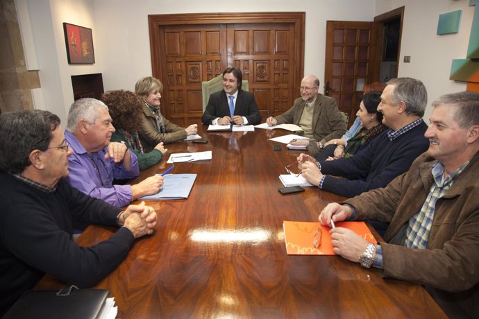 El alcalde con los presidentes de las Juntas Vecinales