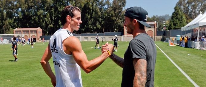 Beckham saluda a Bale en la Estados Unidos