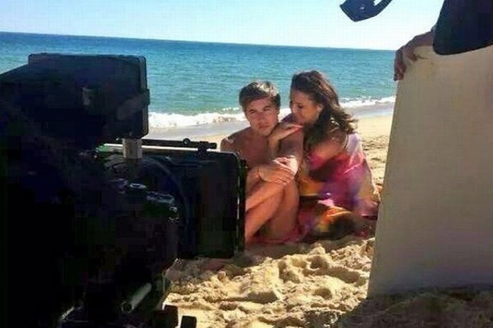 Abraham García en el videoclip de Katia Aveiro
