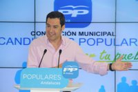 Moreno pide a Sánchez "que meta el hombro y empuje en la dirección que empuja Rajoy"