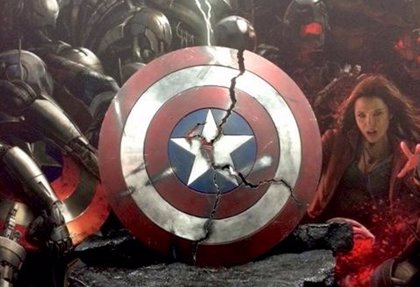 El escudo del Capitán América, destruido en Los Vengadores 2