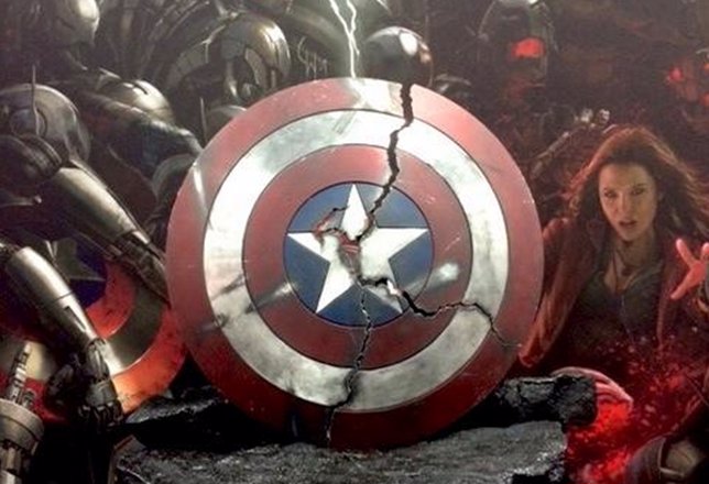 Escudo destrozado del Capitán América en Los Vengadores 2