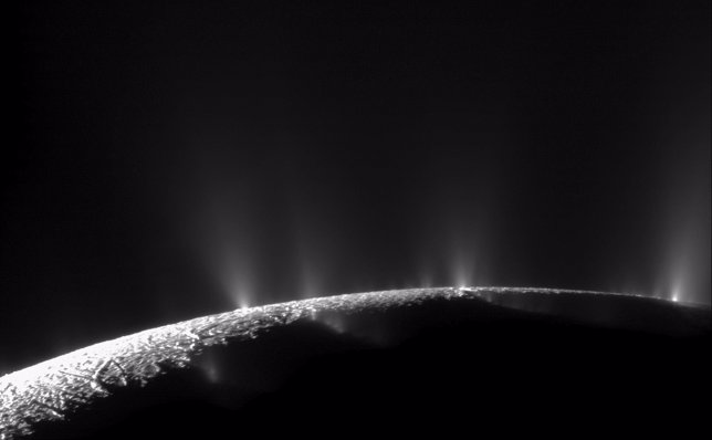 Géiseres en Encelado