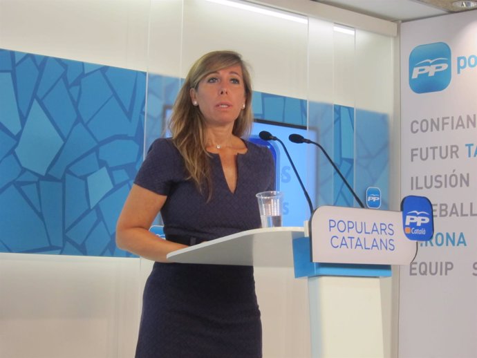 Alicia Sánchez-Camacho en rueda de prensa desde la sede del PP