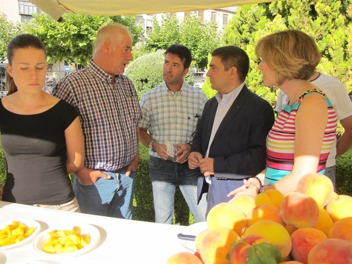 Muestra de melocotones de Huesa (Jaén)