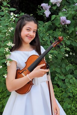 La joven violinista granadina María Dueñas