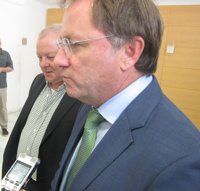 Moragues dice que la Comunitat "van en la buena línea" pero reconoce que es "muy improbable" que cumpla déficit