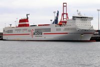 Economía/Empresas.- (Ampl.) Acciona contempla poner a la venta Trasmediterránea este año