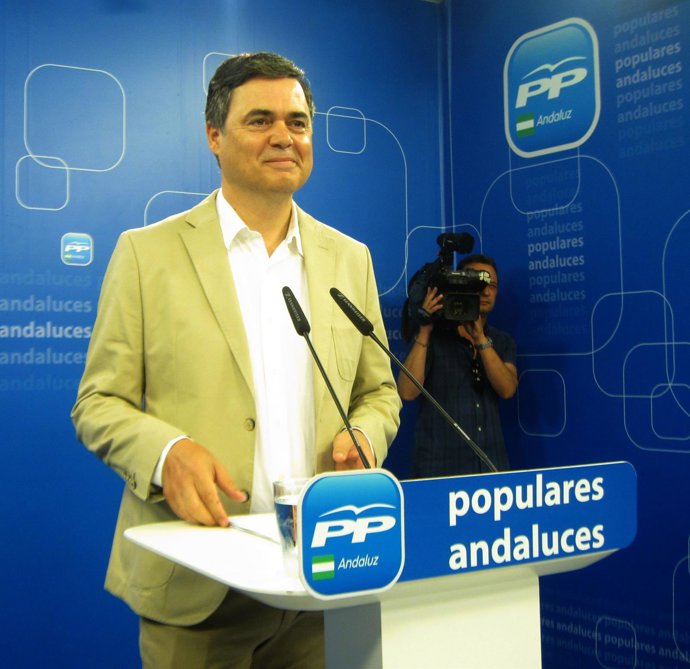 Carlos Rojas, hoy ante los medios