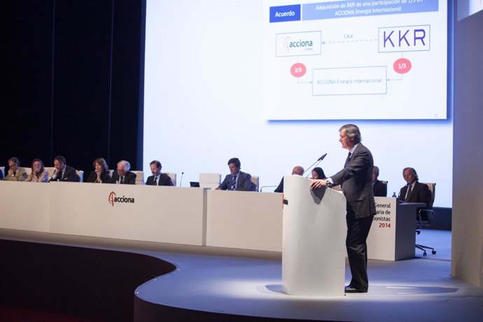 Acciona, alianza con KKR