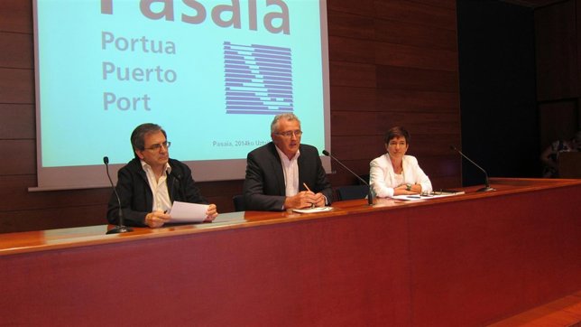 El director de la APP y responsables del puerto