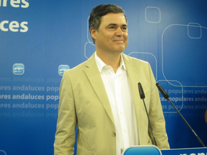 Carlos Rojas, hoy ante los medios