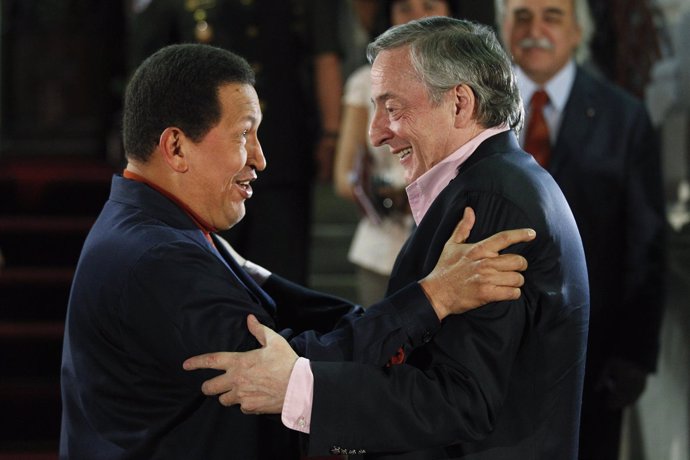 Hugo Chavez y Nestor Kirch en Unasur