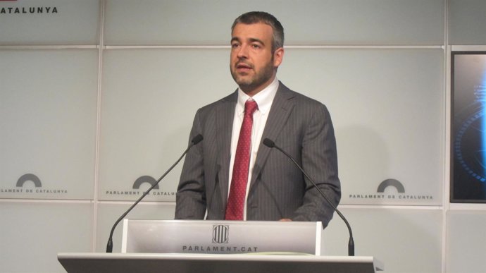 El portavoz del PSC en el Parlament, Maurici Lucena