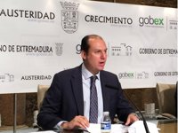 Carrón reprocha al PSOE que critique ahora las listas de espera