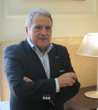 Rus señala que conoció la dimisión de Agustí "por los medios de comunicación" y afirma que la acepta