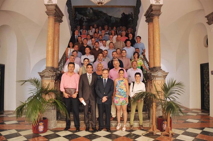 Fuentes (centro) y Palomares (a su dcha.) con los alcaldes