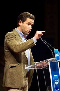 Sémper (PP) cree que la reunión entre Rajoy y Urkullu "no se alargará más allá de septiembre"