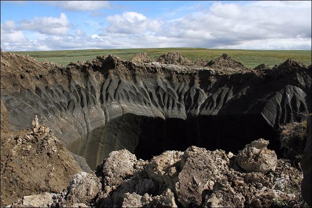 Cráter misterioso en el permafrost de Siberia