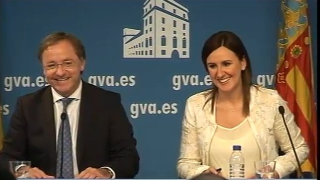 Juan Carlos Moragues y María José  Català en rueda de prensa 