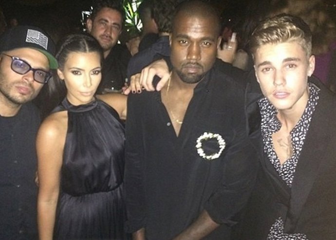 Ibiza KARDASHIAN JUSTIN BIEBER ORLANDO BLOOM 