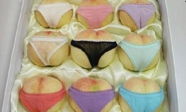 Melocotones con lencería