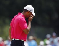 Tiger Woods, lesionado, abandona el WGC-Bridgestone Invitational