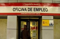 La Comunidad destaca que la subida de julio es "puntual" y que hay 36.422 parados menos que hace un año