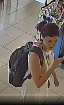 La mujer fallecida que apareció flotando en una playa de Alcúdia