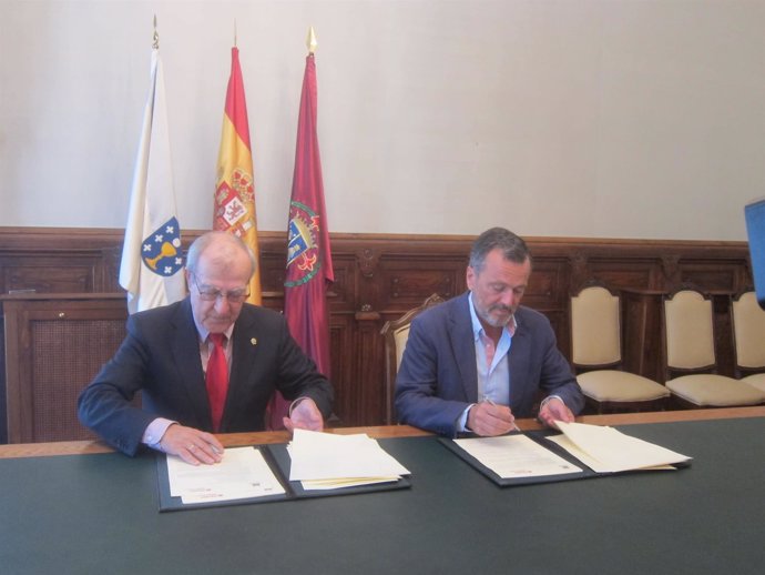 El Ayuntamiento y Cáritas firman dos convenios