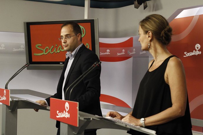 César Luena y Mariluz Rodríguez en Ferraz