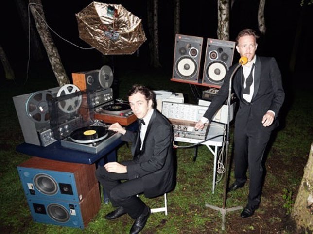 La formación 2manydjs