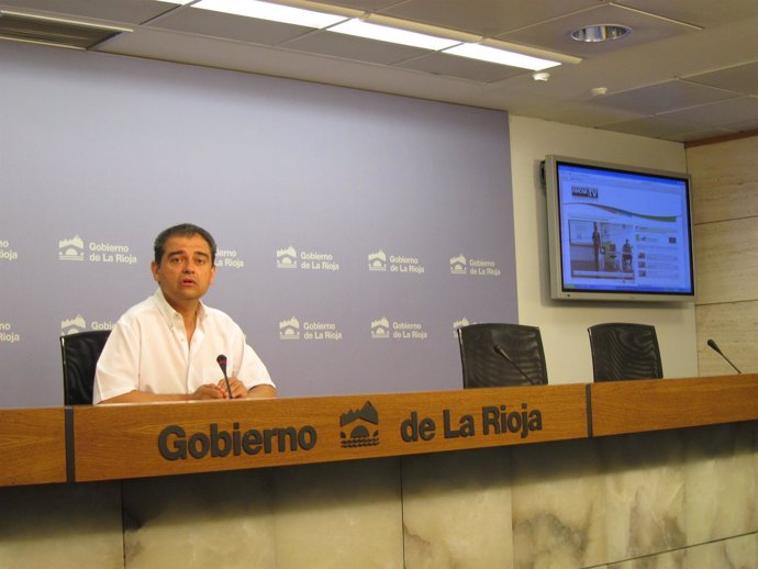 El director general de Innovación Julio Herreros informa de datos canal innovaci