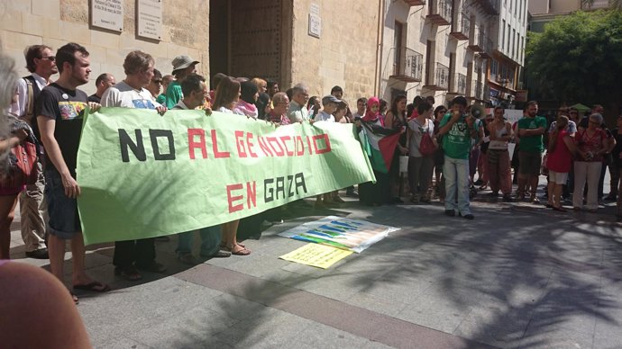 Los concentrados en Elche en apoyo al pueblo palestino de Gaza
